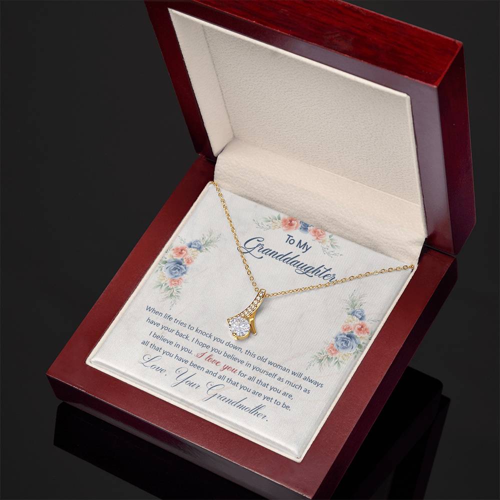To My Granddaughter, This Old Woman Will Always Have Your Back - Alluring Beauty Necklace